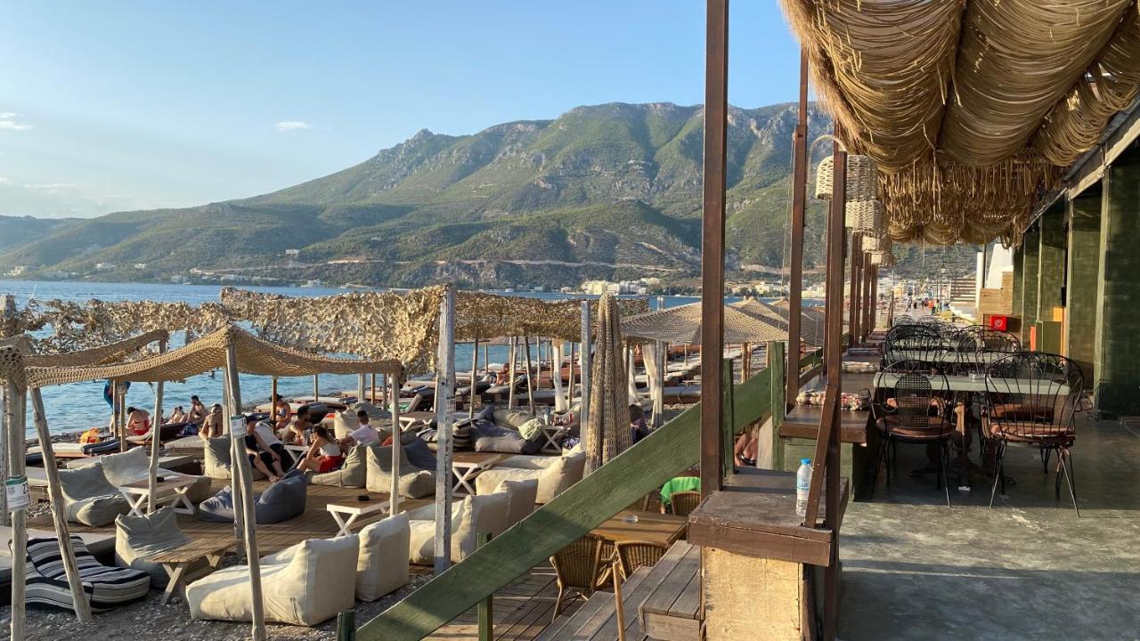 Loutraki Beach & Casino Condo Exterior foto